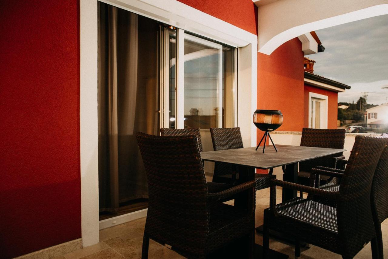 Villa Sunset Pool & Spa Apartments Zgornje Skofije Zewnętrze zdjęcie