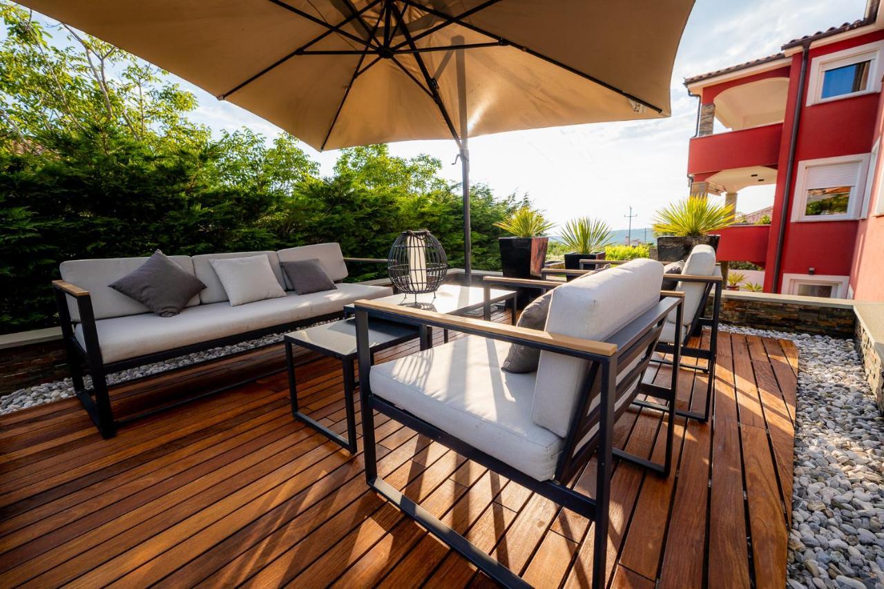 Villa Sunset Pool & Spa Apartments Zgornje Skofije Zewnętrze zdjęcie