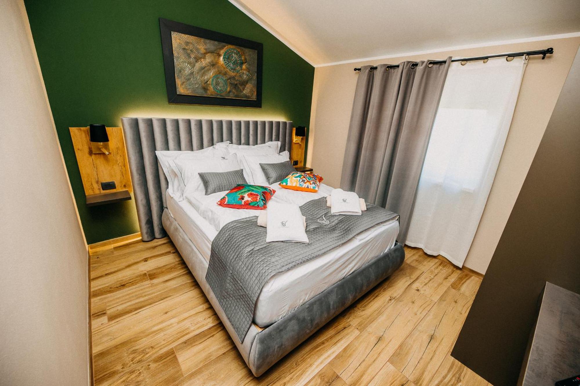 Villa Sunset Pool & Spa Apartments Zgornje Skofije Zewnętrze zdjęcie