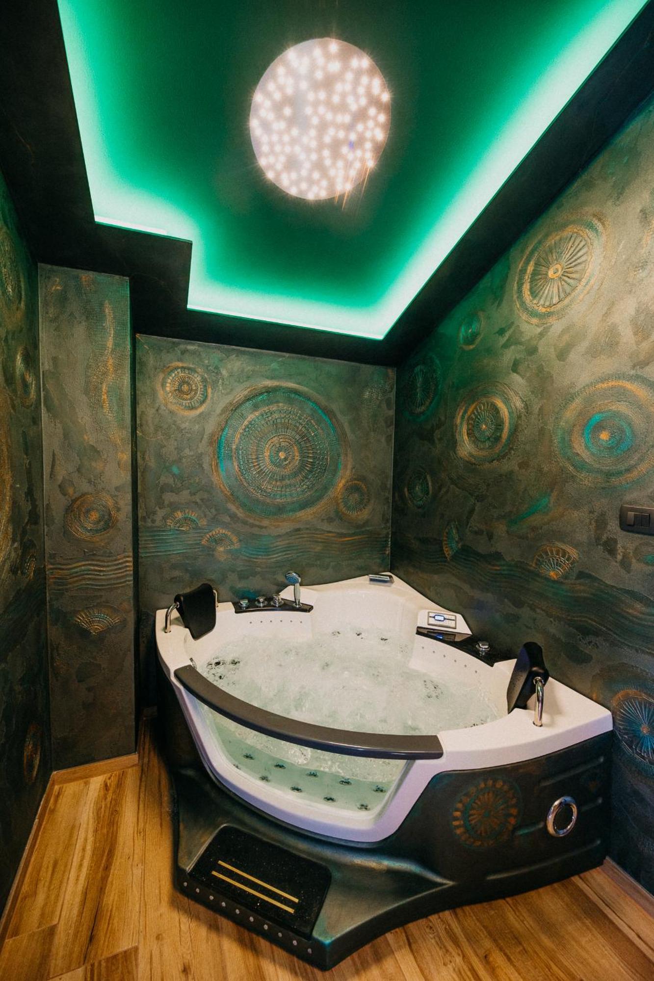 Villa Sunset Pool & Spa Apartments Zgornje Skofije Zewnętrze zdjęcie